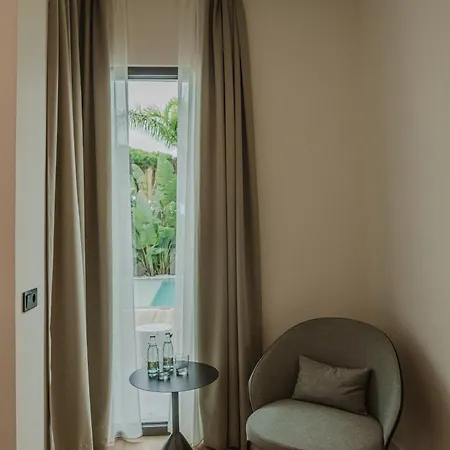 Casa Cuatro Boutique - Adults Recommended *